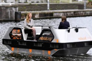 阿姆斯特丹推出自动驾驶船只