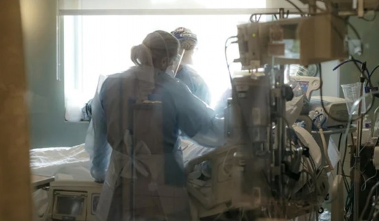 美国Covid疫情反弹有多糟糕?ICU病床不够