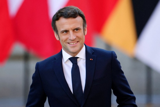 法国总统对欧盟支援乌克兰联合债务计划持谨慎态度