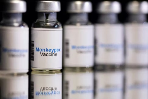 美国加强对抗猴痘 向各州分配更多疫苗