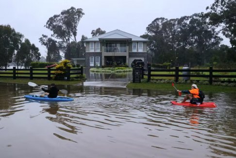 尽管大雨有所缓解 悉尼仍有数千人撤离
