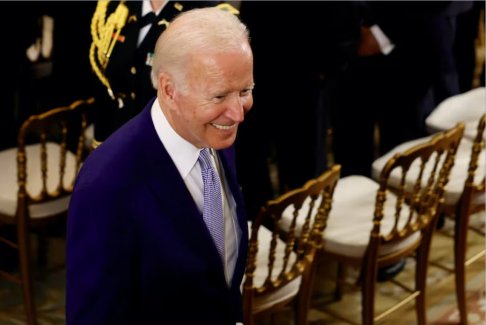 拜登支持率升至40% 希望拜登连任