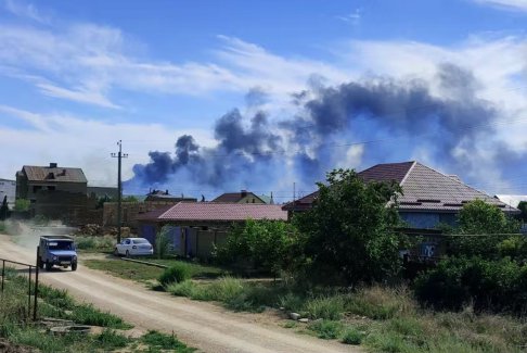 克里米亚俄罗斯基地发生爆炸致1人死亡