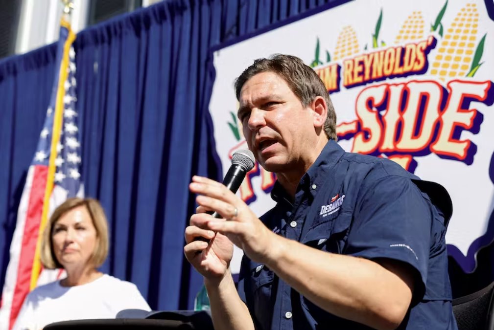 德桑蒂斯的盟友敦促他在共和党辩论中为特朗普辩护