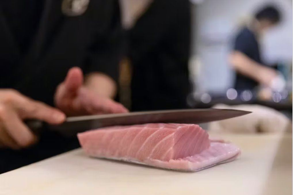 香港日本餐馆老板为福岛海鲜禁令做好准备