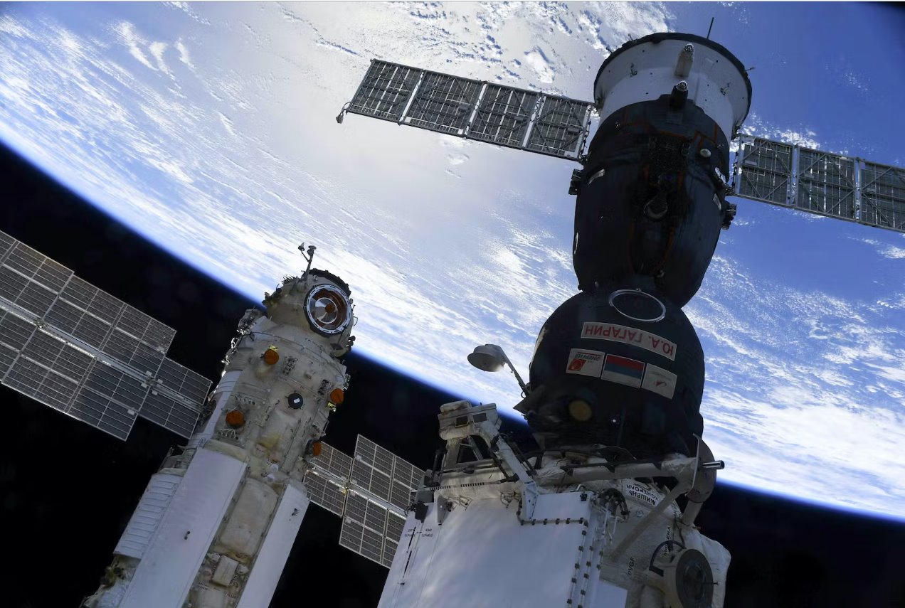 俄罗斯国际空间站模块遭遇冷却剂泄漏