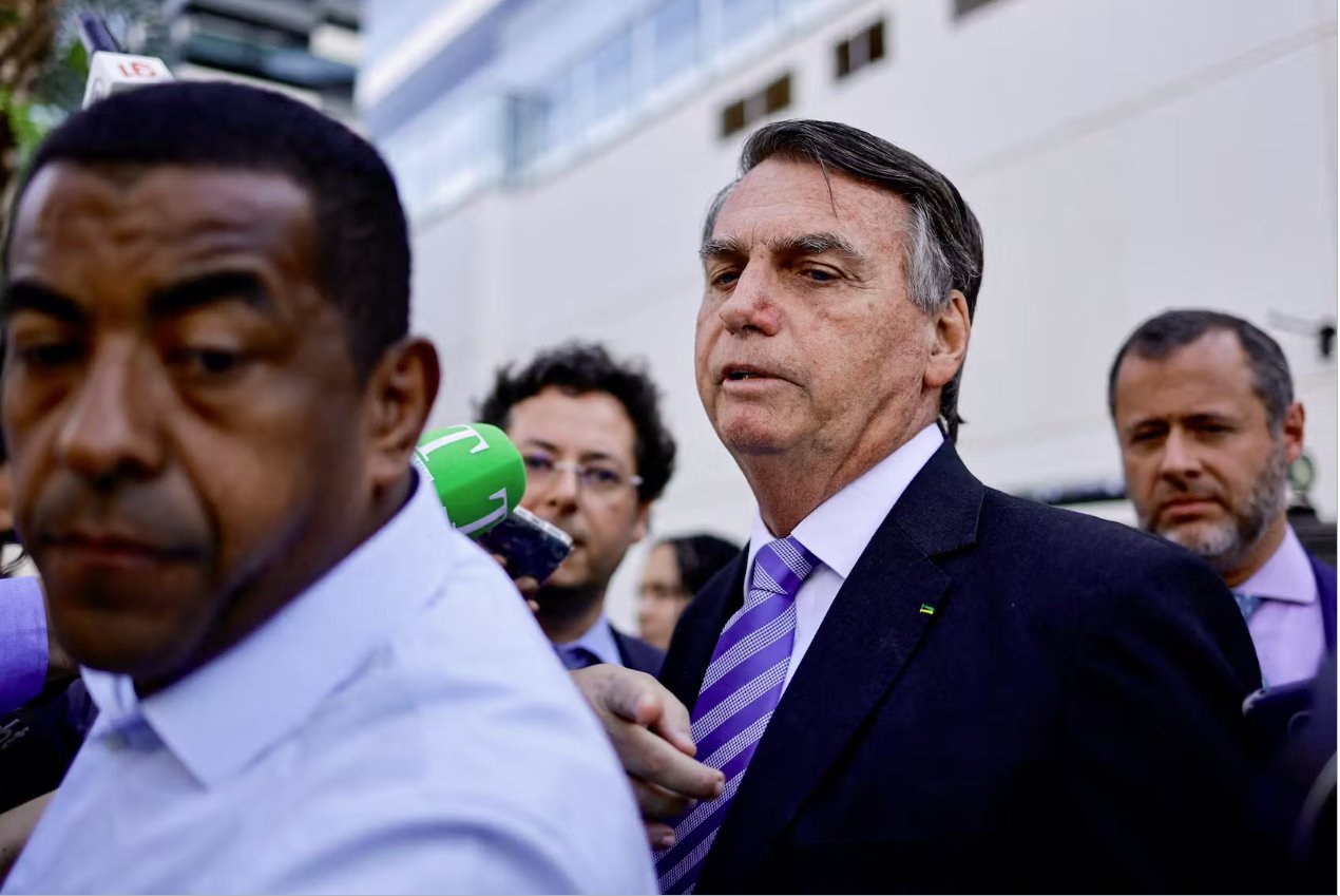 巴西国会委员会呼吁博尔索纳罗提出刑事指控