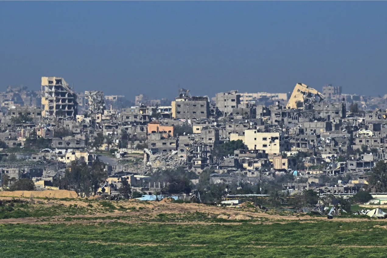 2024年2月13日，以色列与巴勒斯坦伊斯兰组织哈马斯之间持续冲突，加沙的建筑物已成废墟。