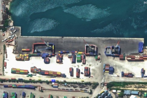 海地港口重要援助集装箱被抢劫