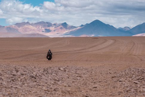 拉古纳斯路线：穿越美洲屋脊的公路旅行