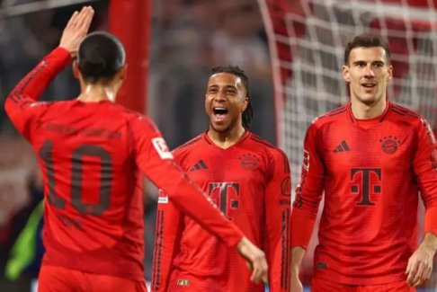 德甲拜仁慕尼黑4-0法兰克福