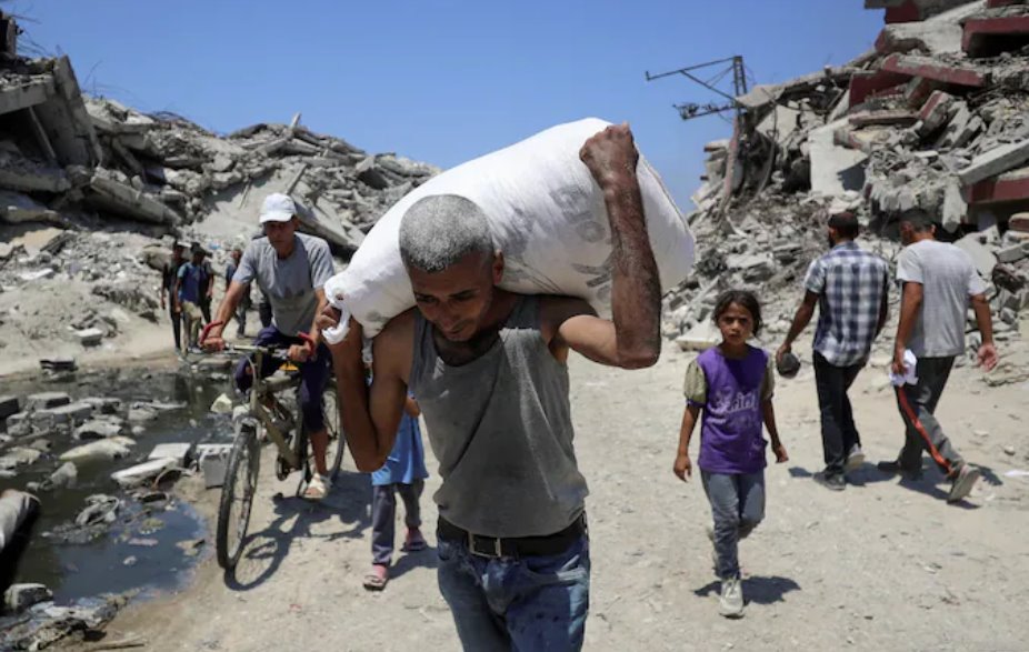 加沙卫生官员称，以色列的袭击造成23名寻求援助的巴勒斯坦人死亡。