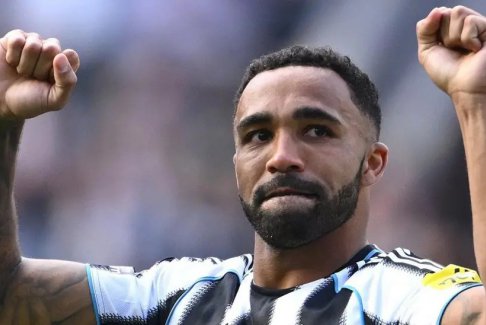 西汉姆联队签下前纽卡斯尔前锋威尔逊