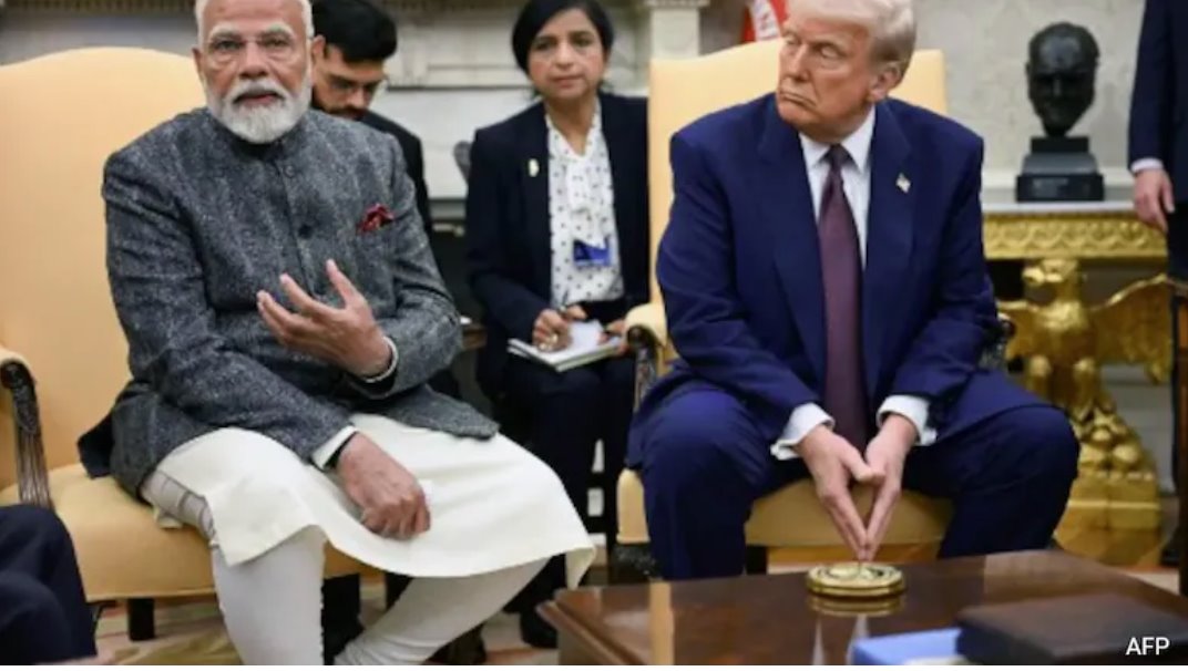 印度目前面临着全球最高的美国关税负担，与巴西并列50%。