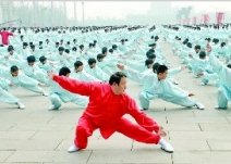 河北沧州市万名健儿习武创纪录(图)